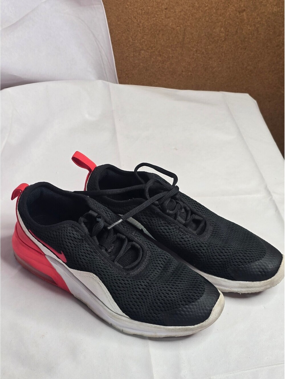 Nike Air Max Nova Kids Youth Size 7Y Black Red Sneakers Running Shoes Good Cond